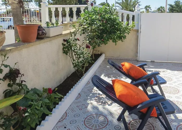 2 Bedroom Lovely In