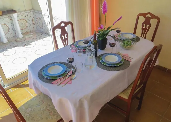 2 Bedroom Lovely In Holiday home Torrevieja