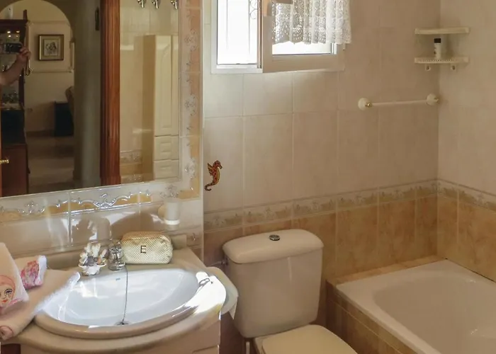 Holiday home 2 Bedroom Lovely In *
